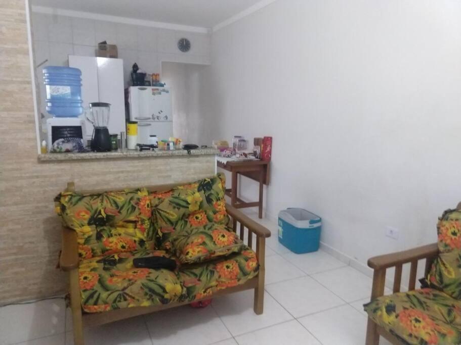 Casa Em Itanhaem Com 2 Quartos Garagem P 2 Carros, Churrasqueira, Piscina 200 M Da Praia 外观 照片